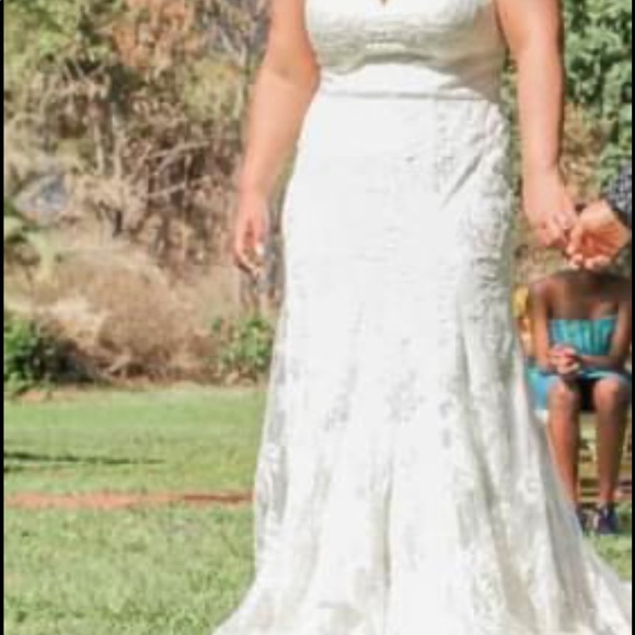 Wedding gown -Lisa bridal - Picture 3 of 3